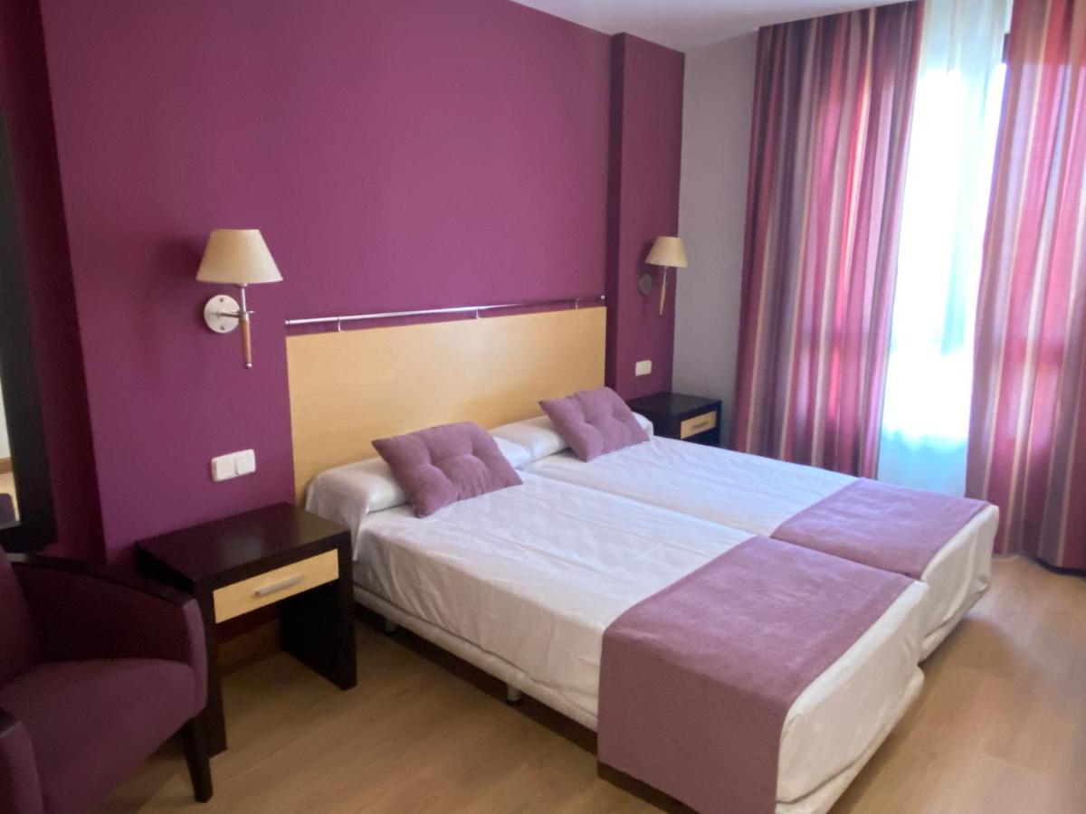 Hotel Equo Aranjuez Bagian luar foto