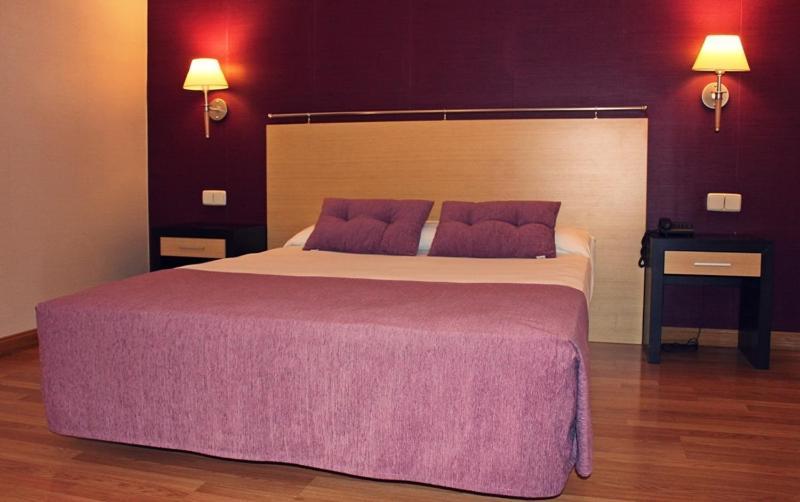 Hotel Equo Aranjuez Bagian luar foto