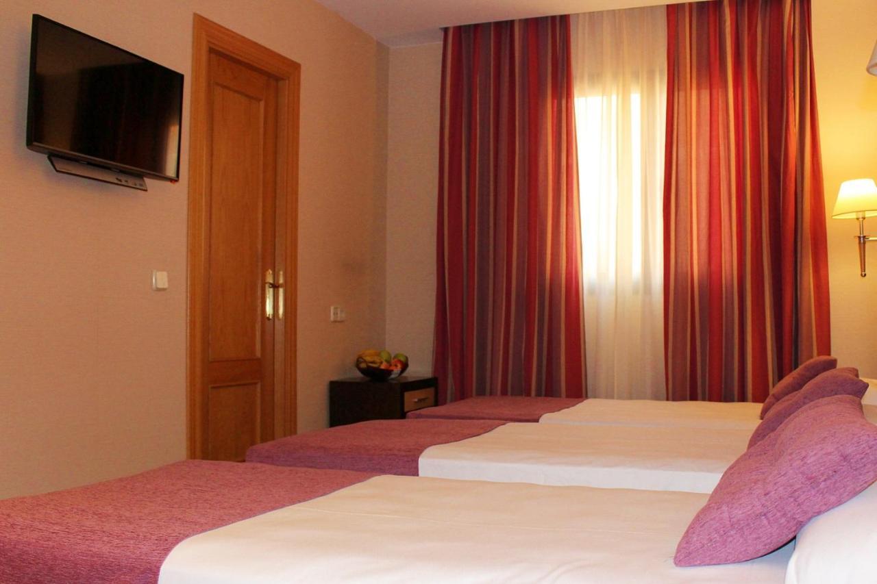 Hotel Equo Aranjuez Ruang foto
